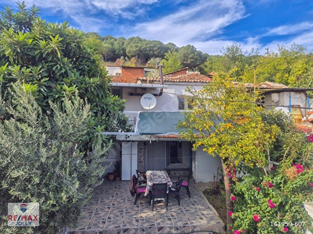 IZMIR BAYINDIR ZEYTINOVA KÖYÜNDE SATILIK 2+2 BAHÇELI KÖY EVI - Görsel 23