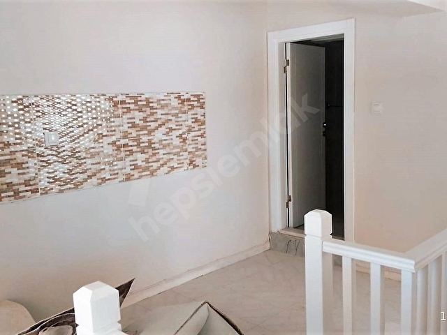 Ayvalık Sarmısaklıda 240 m2, 4+1, Denize 20m, Masrafsız, Teraslı Dubleks Daire - Görsel 25