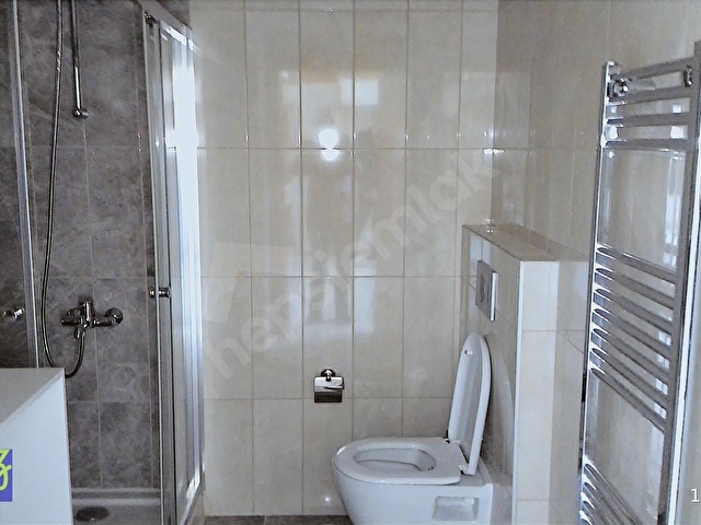 Karşıyaka Tower Rezidans ta Kiralık 1+1 Daire - Görsel 12