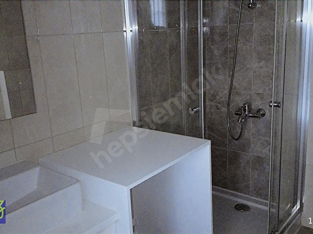 Karşıyaka Tower Rezidans ta Kiralık 1+1 Daire - Görsel 13