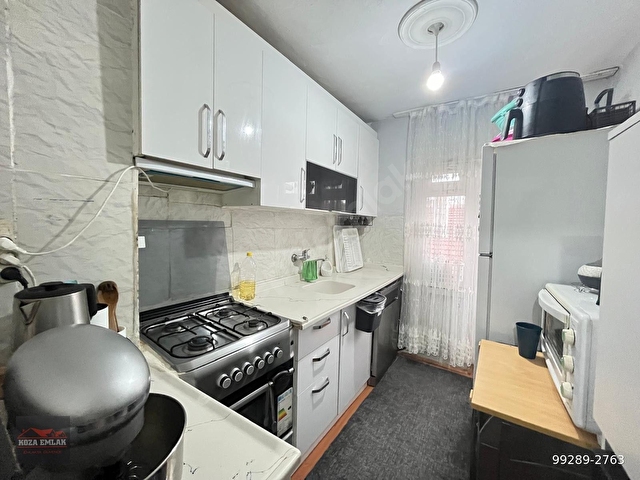 KOZA EMLAKTAN AKŞEMSETTİN MAHALESİNDE KATTA EMİNEVİME UYGUN SATILIK DAİRE