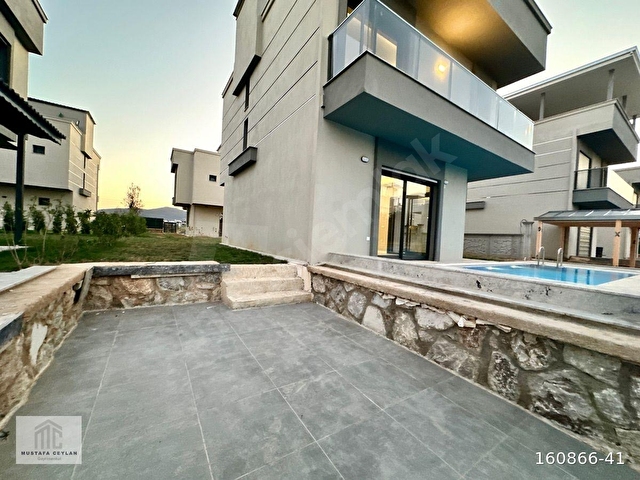 Müstakil Arsa İçinde Müstakil Havuzlu 3+1 Villa / yerden ısıtmalı 300m2 arsa içinde - Görsel 29