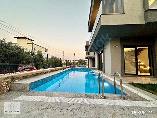 Müstakil Arsa İçinde Müstakil Havuzlu 3+1 Villa / yerden ısıtmalı 300m2 arsa içinde - Görsel 5