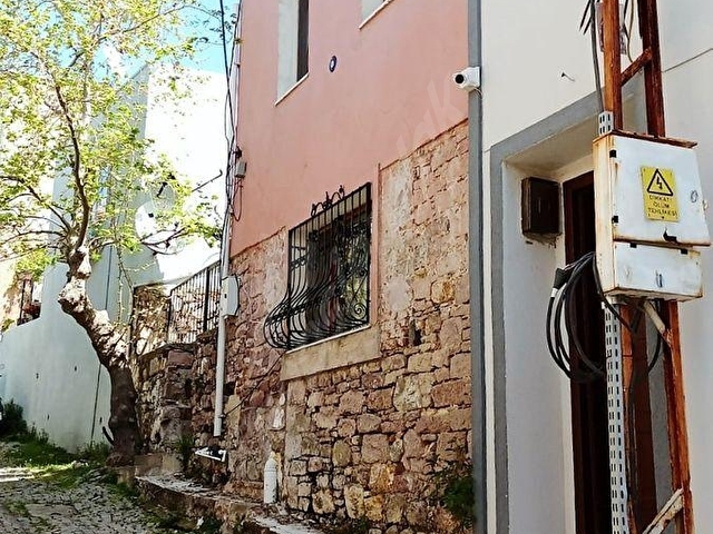 Ayvalık Sakaryada 104m2 konut ve 45 m2 arsa içinde Rum evi - Görsel 4