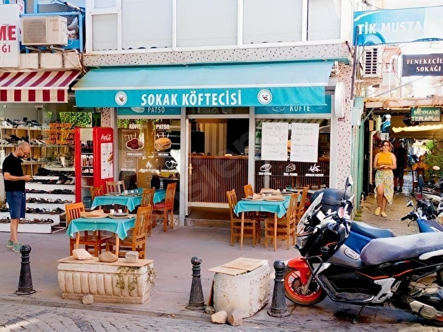 AYVALIK MERKEZDE DEVREN KİRALIK KÖFTE & TOST FAST FOOD DÜKKÂNI - Görsel 3