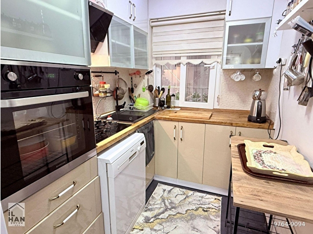 İlhandan Balçova Korutürkte Cadde Yanında Müstakil Bahçeli Eşyalı Kiralık Daire - Görsel 12