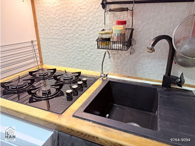 İlhandan Balçova Korutürkte Cadde Yanında Müstakil Bahçeli Eşyalı Kiralık Daire - Görsel 14