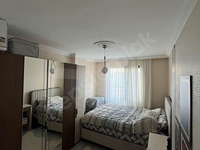 EYÜPSULTANDA SİTEDE TRAMVAYA YAKIN OTOPARKLI 2+1 FIRSAT DAİRE !! - Görsel 22