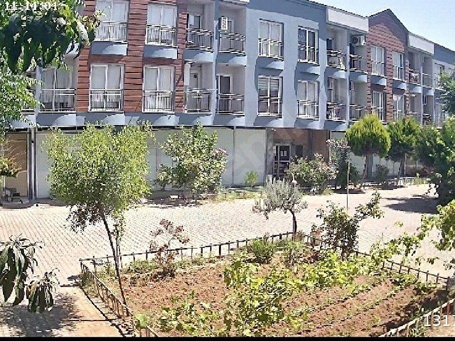 Aydın, Efeler Tekstilpark yanıbaşında, güvenlikli site içinde 45 m² Klimalı, eşyalı, kiracılı daire