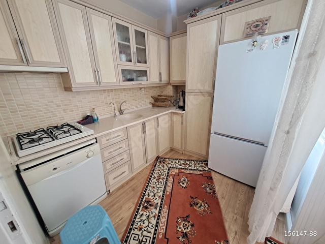 ONUR MAHALLESİ - ÜÇ CEPHE - 2+1 DAİRE - MERKEZİ KONUMDA