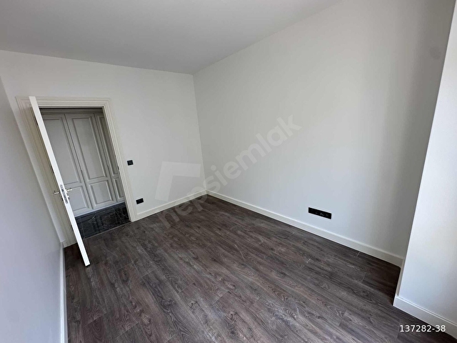 AZUR MARMARA SİTESİNDE VATANDAŞLIĞA UYGUN 4+1 DENİZ MANZARALI - Görsel 20