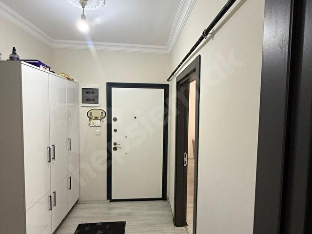 NİKSAR EMLAKTAN SATILIK ŞEHİR MERKEZİNDE ARAKAT DAİRE.... - Görsel 4