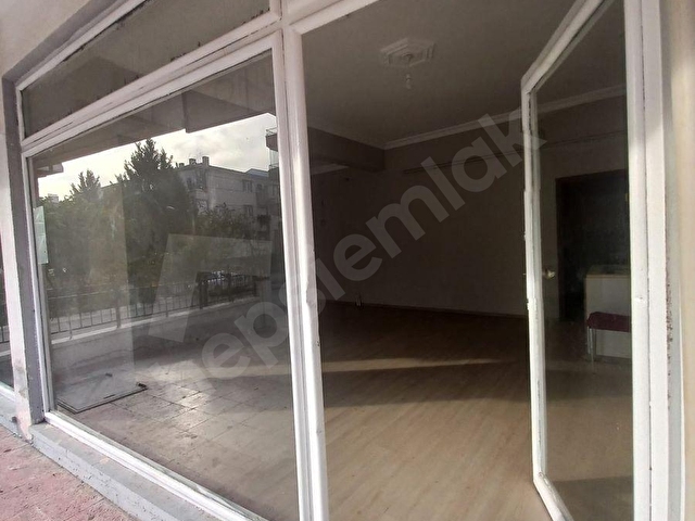 Topçu Mahallesinde Kiralık Dükkan - Görsel 2