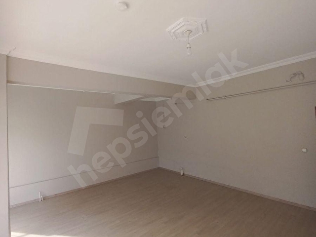 Topçu Mahallesinde Kiralık Dükkan - Görsel 29