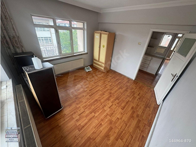 CADDE ÜZERNDE ÜÇ BALKONLU KATTA BAĞIMSIZ ÖN CEPHE 3+1 DAİRE - Görsel 15