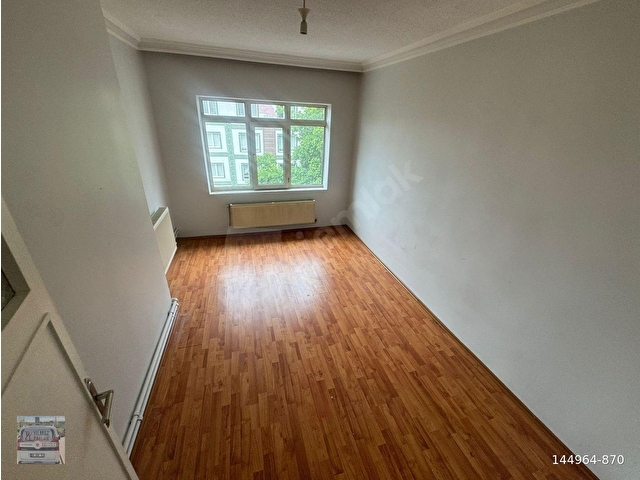 CADDE ÜZERNDE ÜÇ BALKONLU KATTA BAĞIMSIZ ÖN CEPHE 3+1 DAİRE - Görsel 30