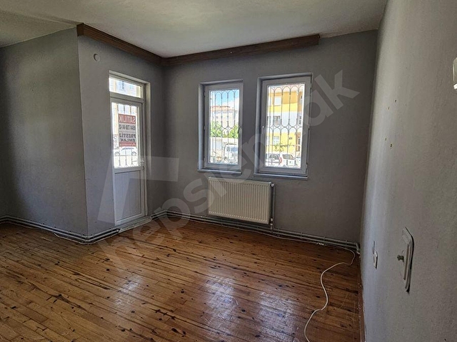CUMHURİYET MAHALLESİ KAPALI PAZAR  YAKININDA ZİNCİR MARKETLER BULUNAN DOĞALGAZLI 2+1 SATILIK DAİRE - Görsel 9