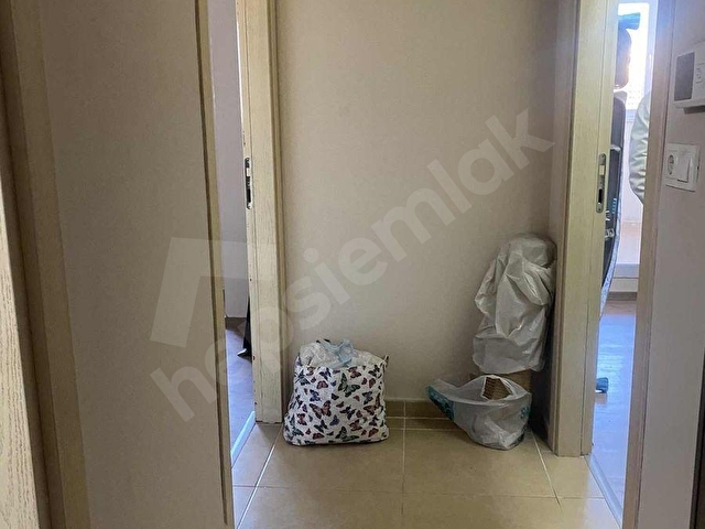REFETBELE MAH 1+1 9 YAŞINDA METRO 35 EMLAKTAN SATILIK DAİRE - Görsel 4