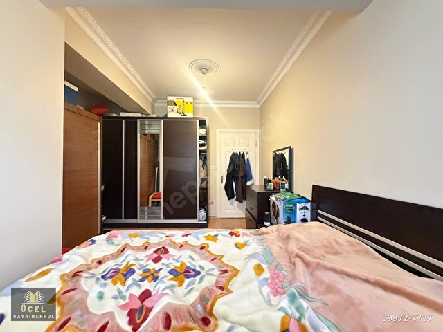 ÜÇEL BOSTANCIDAN YETKİLİ KATTA TEK BALKONLU OTOPARKLI 100M2 3+1 - Görsel 24