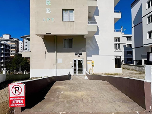 Körfez Tramvaya Yürüme Mesafesinde | Yüksek Kredili | Eşyalı 1+1 - Görsel 3