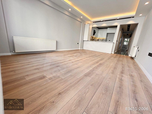 HATAY ASKERİ HASTANE YAKININDA 3+1 125m2 ARAKAT LÜKS DEKORLU ÇİFT CEPHELİ DAİRE