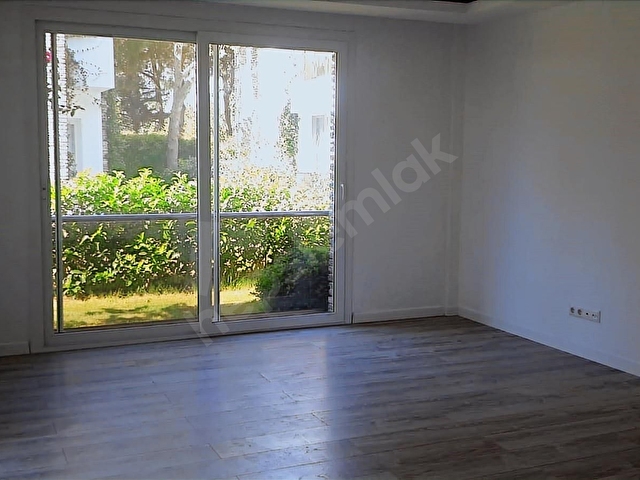 Bodrum Ortakent Acıbadem Ted yakını ferah 3+1 Satılık  Bahçe Katı - Görsel 9