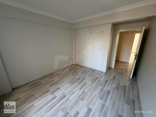 ŞAHLAN EMLAKTAN KİRALIK 1+1 DAİRE - Görsel 3