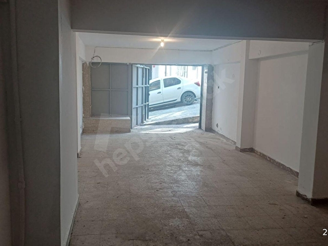Firuzağa Merkezde, Asmalı Kahveye 20 Metre Mesafede 120 m2 Dükkan - Görsel 7