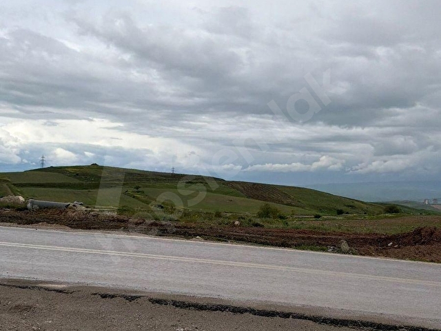 DÜZGÜN EMLAK OFİSİNDEN YATIRIMA UYGUN KÖŞE BAŞI 847 M2 ARSA - Görsel 8