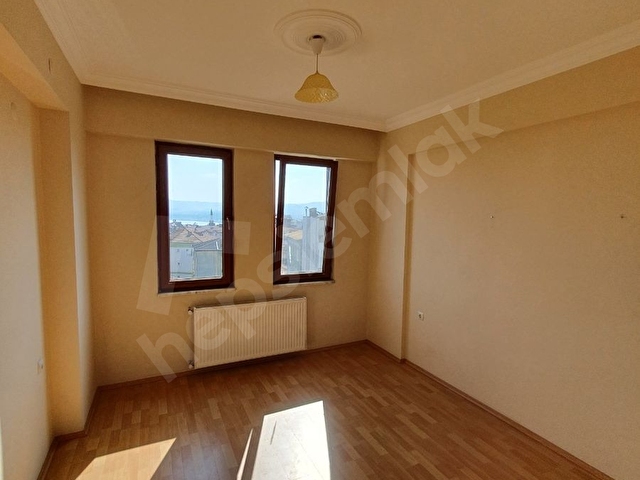 ÜNYE ÇINAR EMLAK,TAN SATILIK 2+1 DAİRE ÇAMURLU MERKEZDE - Görsel 16