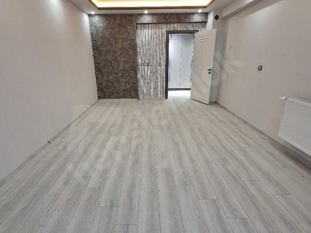 SIFIR LÜKS 3+1 DAİRE HASTANEYE YAKIN