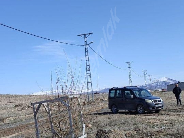AKSARAY NOKTA EMLAKTAN GÜLAĞAÇ MERKEZ ÇİFTLİK ARAZİSİ ELEKTİRİK DİREĞİ AYDINLATMASI ASFALT YOLA CEP - Görsel 23