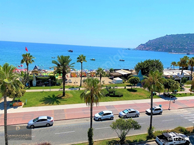 ALANYA MERKEZDE KİRALIK 3+1 DENİZE SIFIR ULTRA LÜKS EŞYALI DAİRE