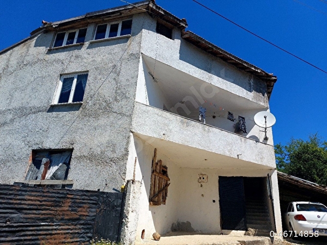 köy merkezinde temiz 3 katlı ev - Görsel 22