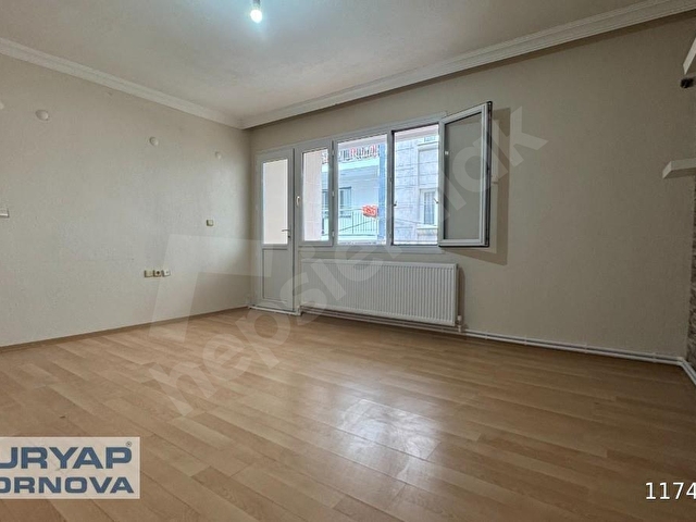 Bornova Doğanlarda Doğalgazlı Kiralık 2+1 Daire - Görsel 2