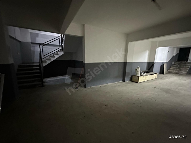 BUĞRADAN OKMEYDANI ANA CD.ÜZERİ 550 M2 ATÖLYE DEPO - Görsel 3