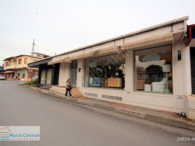 SATILIK  YENİKÖYDE ANA CADEDE ÜZERİNDE KÖŞE KONUM 500m2 KAPALI ALANLI MAĞAZA DÜKKAN