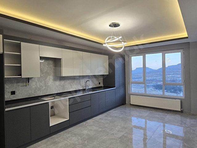 ÇÖZÜMDEN MAVİŞEHİR 3 ETAPTA ÖN CEPHE ARA KAT FIRSAT DAİRE..... - Görsel 5