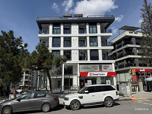 Acıbadem Metrobüse Yakın,Cadde Üzerinde,Deniz ve Şehir Manzaralı - Görsel 2
