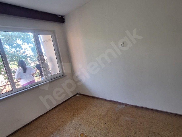 MUHTARLIK KARŞISINDA MÜSTAKİL 2 KATLI KAT MÜLKİYETLİ BAHÇELİ BİNA - Görsel 29