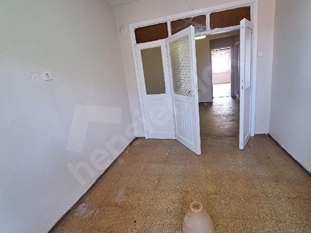 MUHTARLIK KARŞISINDA MÜSTAKİL 2 KATLI KAT MÜLKİYETLİ BAHÇELİ BİNA - Görsel 30