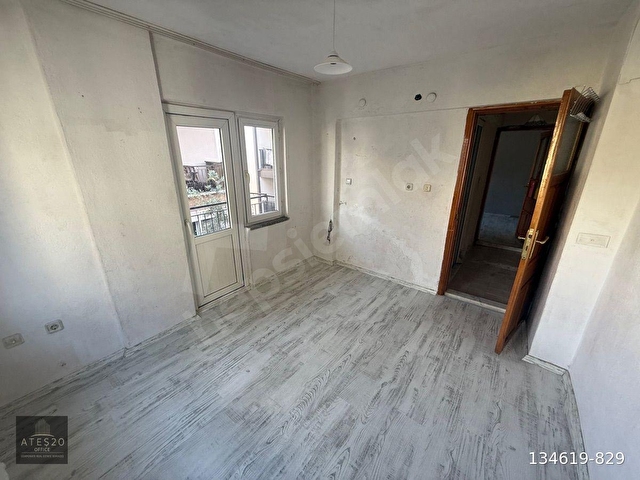 KİREMİTÇİDE  3+1 KİRALIK  GENİŞ FERAH KARANLIK ODASI BULUNMAYAN  FIRSAT DAİRE… - Görsel 16