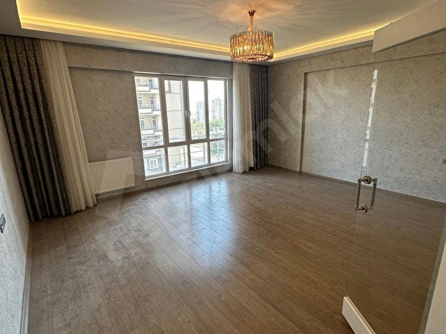 ARDEN GAYRİMENKULDEN KARATAŞ MERKEZDE 3+1 KİRALIK LÜKS DAİRE - Görsel 10