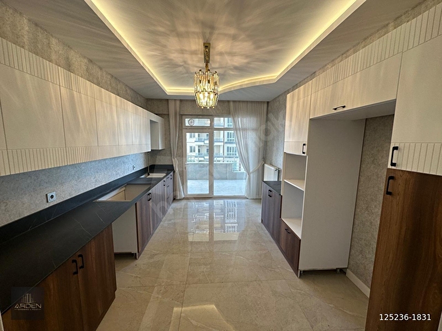 ARDEN GAYRİMENKULDEN KARATAŞ MERKEZDE 3+1 KİRALIK LÜKS DAİRE - Görsel 4
