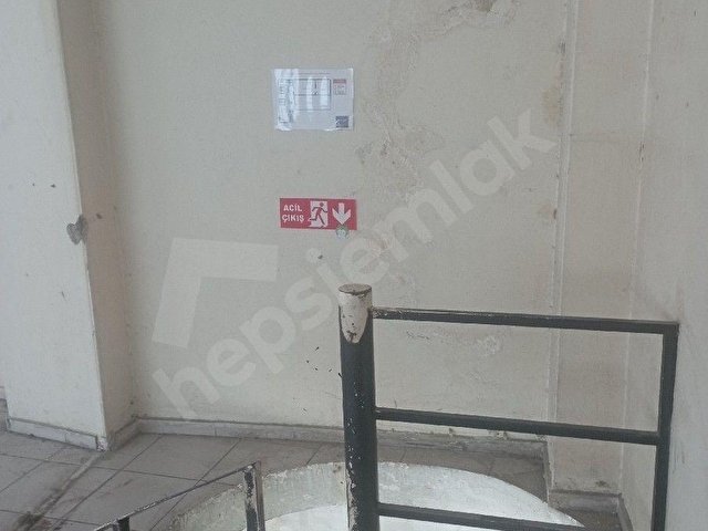 Konak Alsancak Tapu Daireleri yakını Kiralık Dükkan Köşe, Batar katlı - Görsel 6