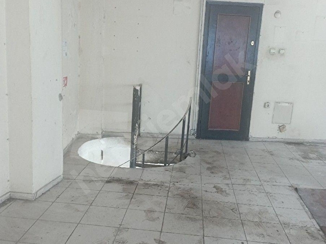 Konak Alsancak Tapu Daireleri yakını Kiralık Dükkan Köşe, Batar katlı - Görsel 15