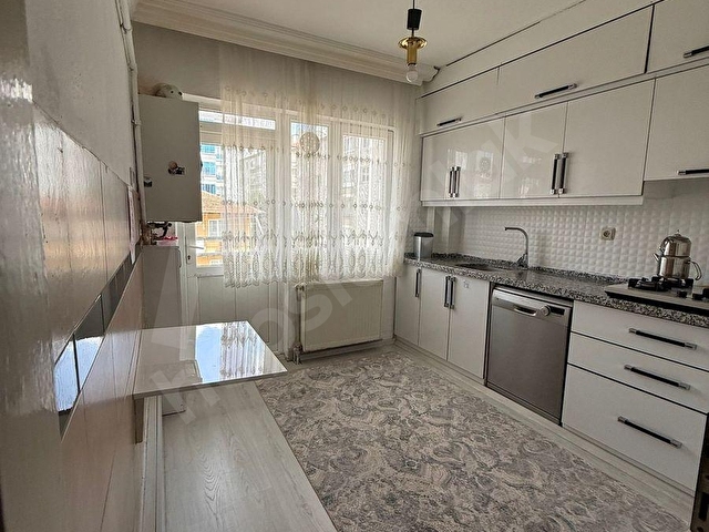 YILDIRIM EMLAKTAN BAHÇELİEVLER 3+1 FERAH 2 BALKON MANTOLAMALI - Görsel 4