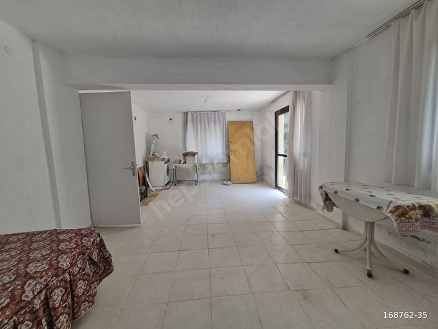 İZMİR YAKAKÖYDE 915m2 ARAZİ İÇERİSİNDE SATILIK MÜSTAKİL EV - Görsel 8