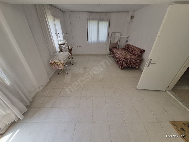 İZMİR YAKAKÖYDE 915m2 ARAZİ İÇERİSİNDE SATILIK MÜSTAKİL EV - Görsel 6