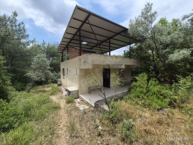 İZMİR YAKAKÖYDE 915m2 ARAZİ İÇERİSİNDE SATILIK MÜSTAKİL EV